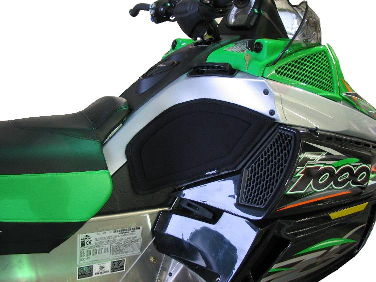 SKINZ PROTECTIVE GEAR